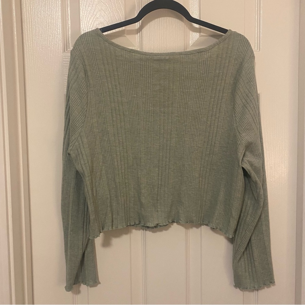 Button-Up Ribbed Cardigan - Picture 3 of 6